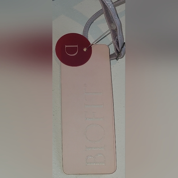 Victoria's Secret Light Purple Biofit Push Up Bra NWT - Picture 4 of 8